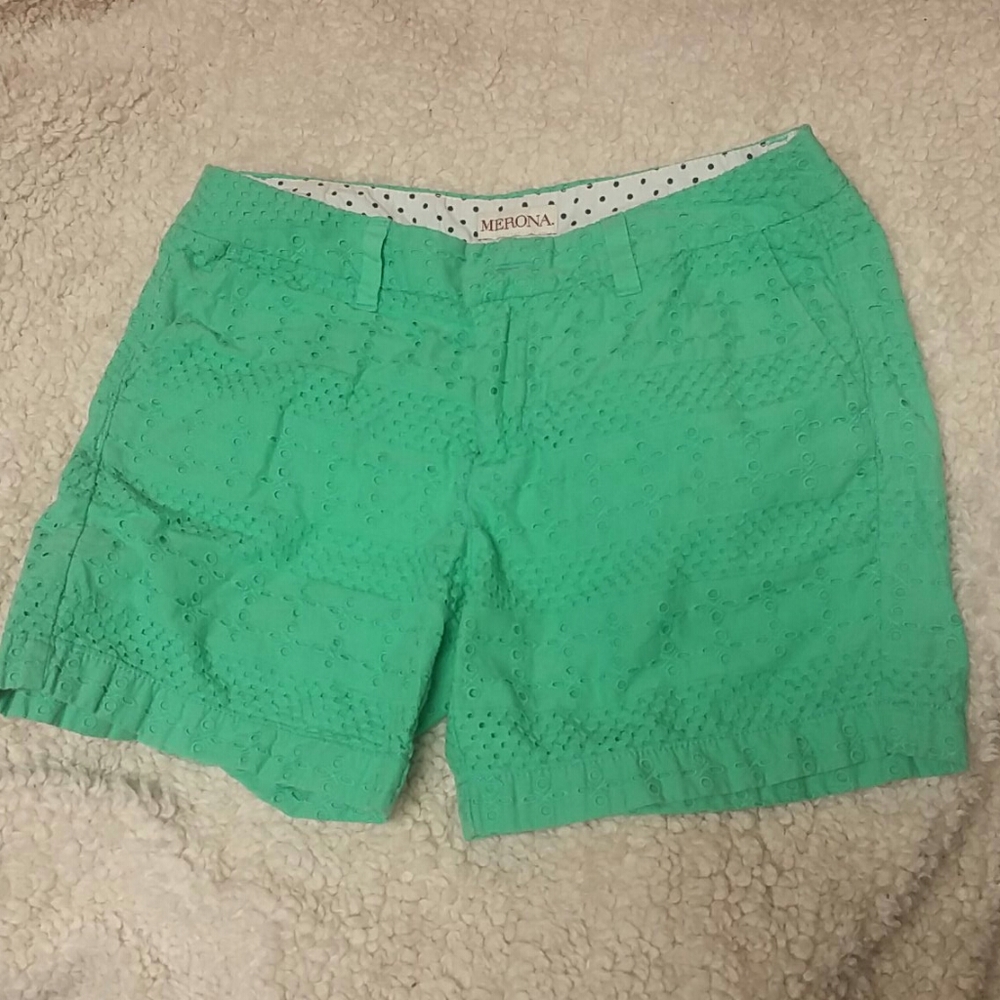 💥 Merona Embroidered shorts